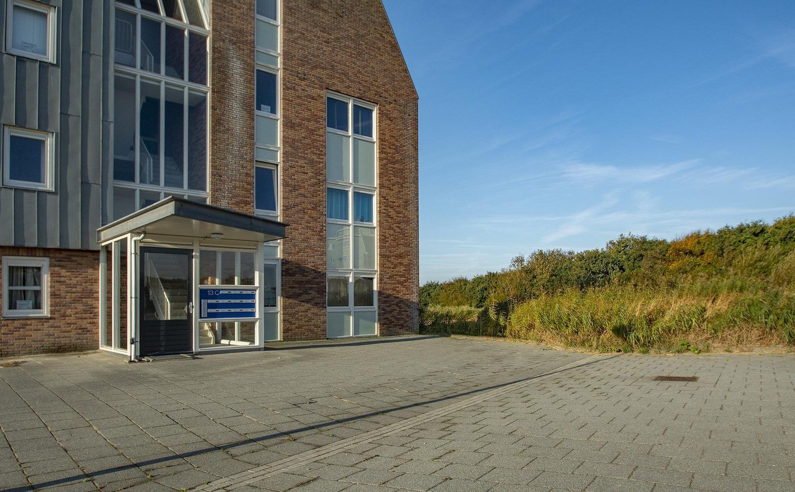 Guest house 452719 - Holiday property Noordzeekust - Duinerei C301/C302 | Sauna | 8 Pers