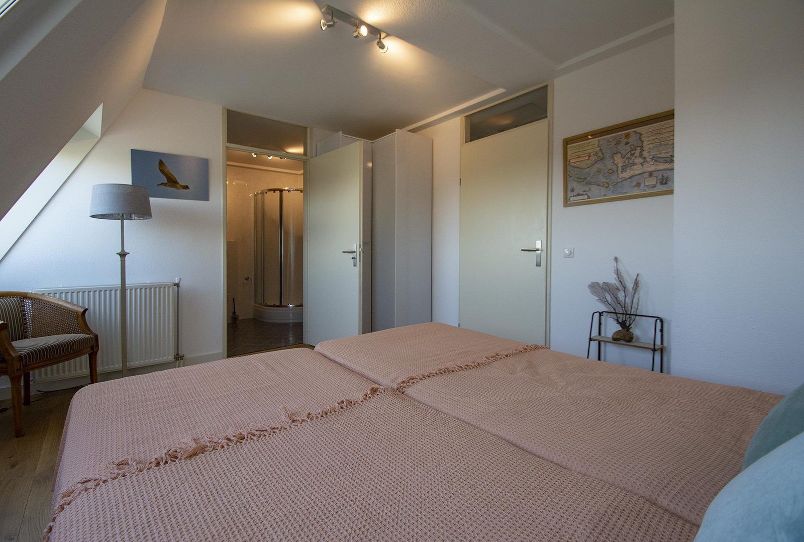 Guest house 452719 - Holiday property Noordzeekust - Duinerei C301/C302 | Sauna | 8 Pers