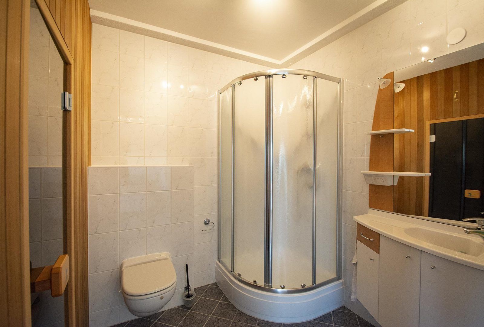 Guest house 452719 - Holiday property Noordzeekust - Duinerei C301/C302 | Sauna | 8 Pers