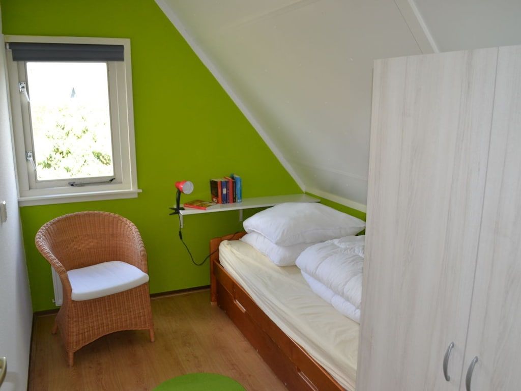 Guest house 452948 - Holiday property Noordzeekust - 140019