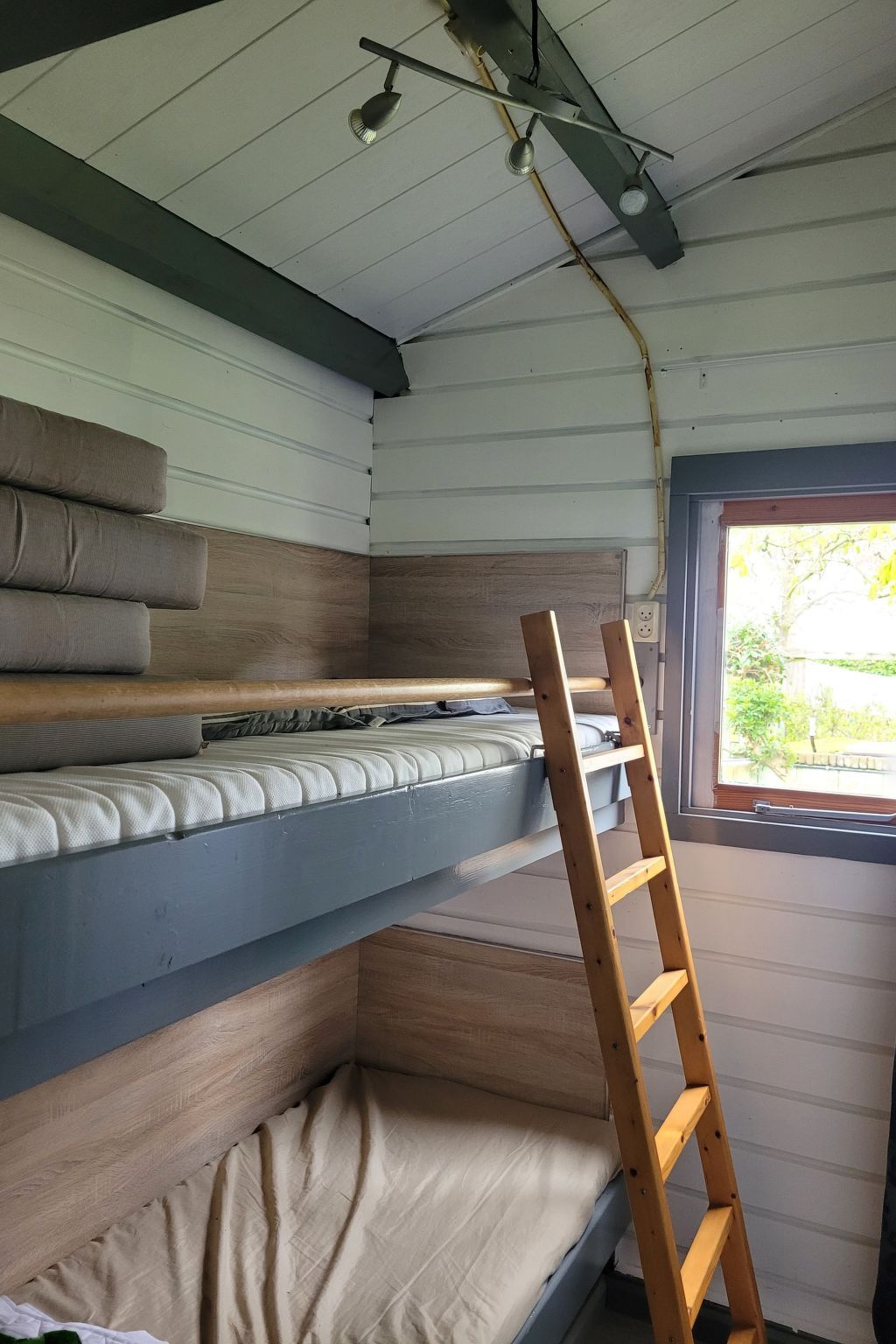 Guest house 453715 - Holiday property Noordzeekust - Vakantiehuis Knusperhaus