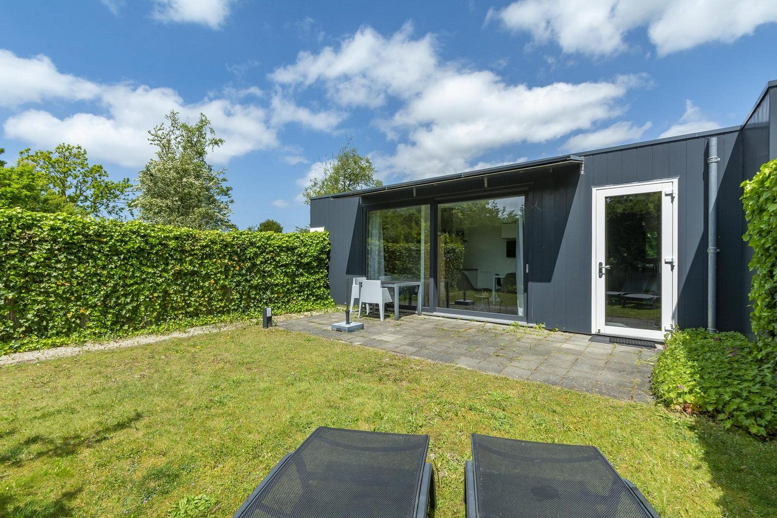 Guest house 453745 - Holiday property Noordzeekust - Strandhuis Uitwaayer