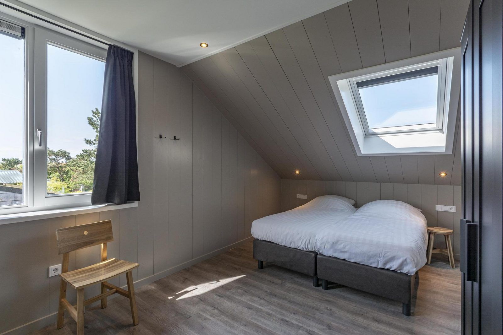 Verblijf 4540100 - Vakantiewoning Noordzeekust - Wellness Villa Lotje | Jacuzzi & Sauna | 6 Pers