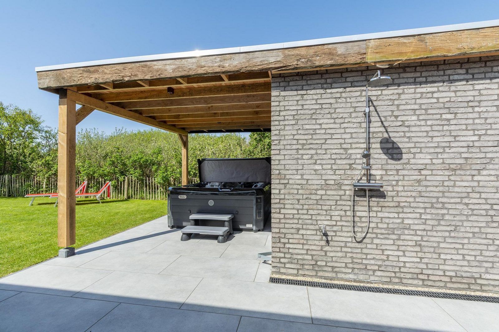 Verblijf 4540100 - Vakantiewoning Noordzeekust - Wellness Villa Lotje | Jacuzzi & Sauna | 6 Pers