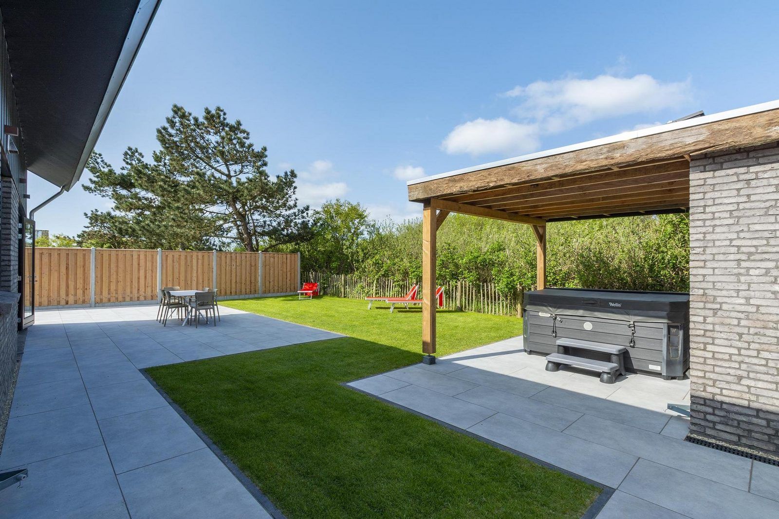 Verblijf 4540100 - Vakantiewoning Noordzeekust - Wellness Villa Lotje | Jacuzzi & Sauna | 6 Pers