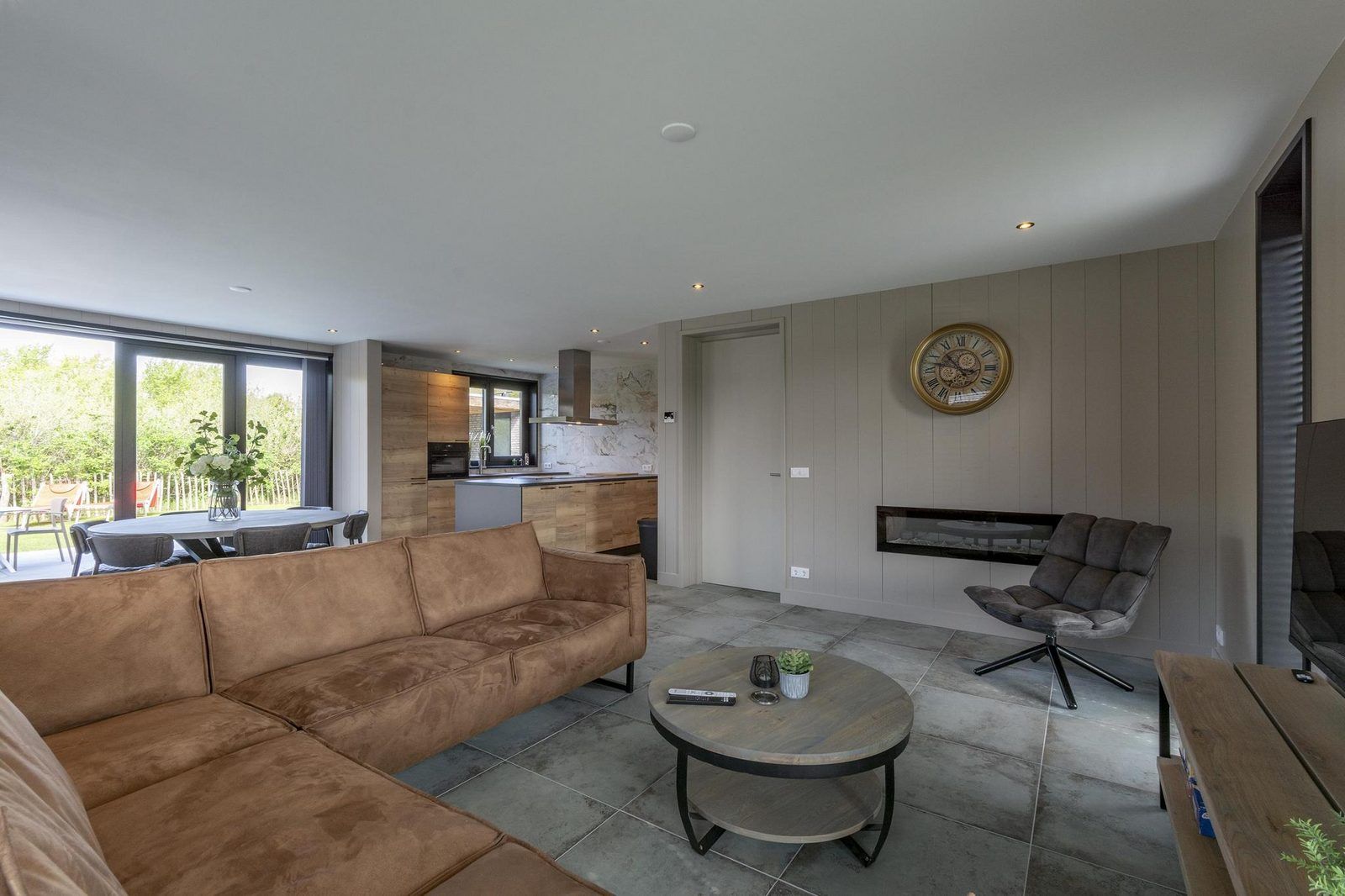 Verblijf 4540100 - Vakantiewoning Noordzeekust - Wellness Villa Lotje | Jacuzzi & Sauna | 6 Pers