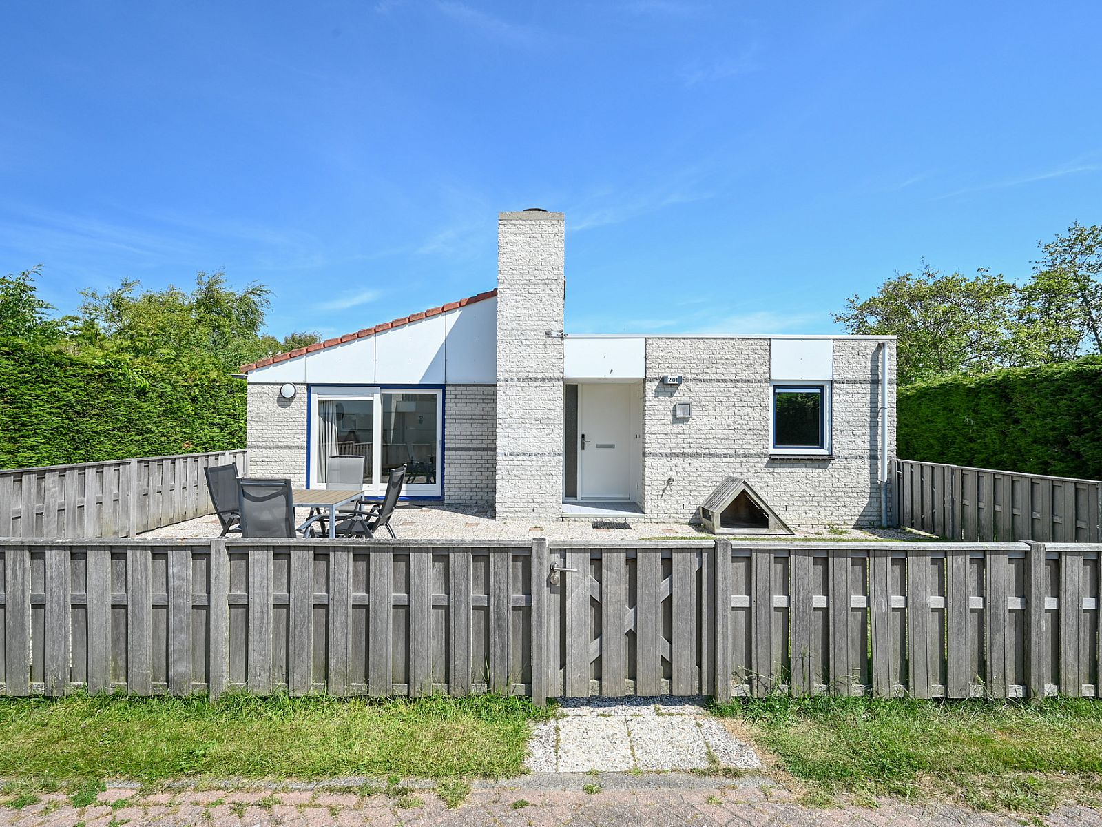 Guest house 4540112 - Holiday property Noordzeekust - Vrijstaande woning in Julianadorp aan Zee