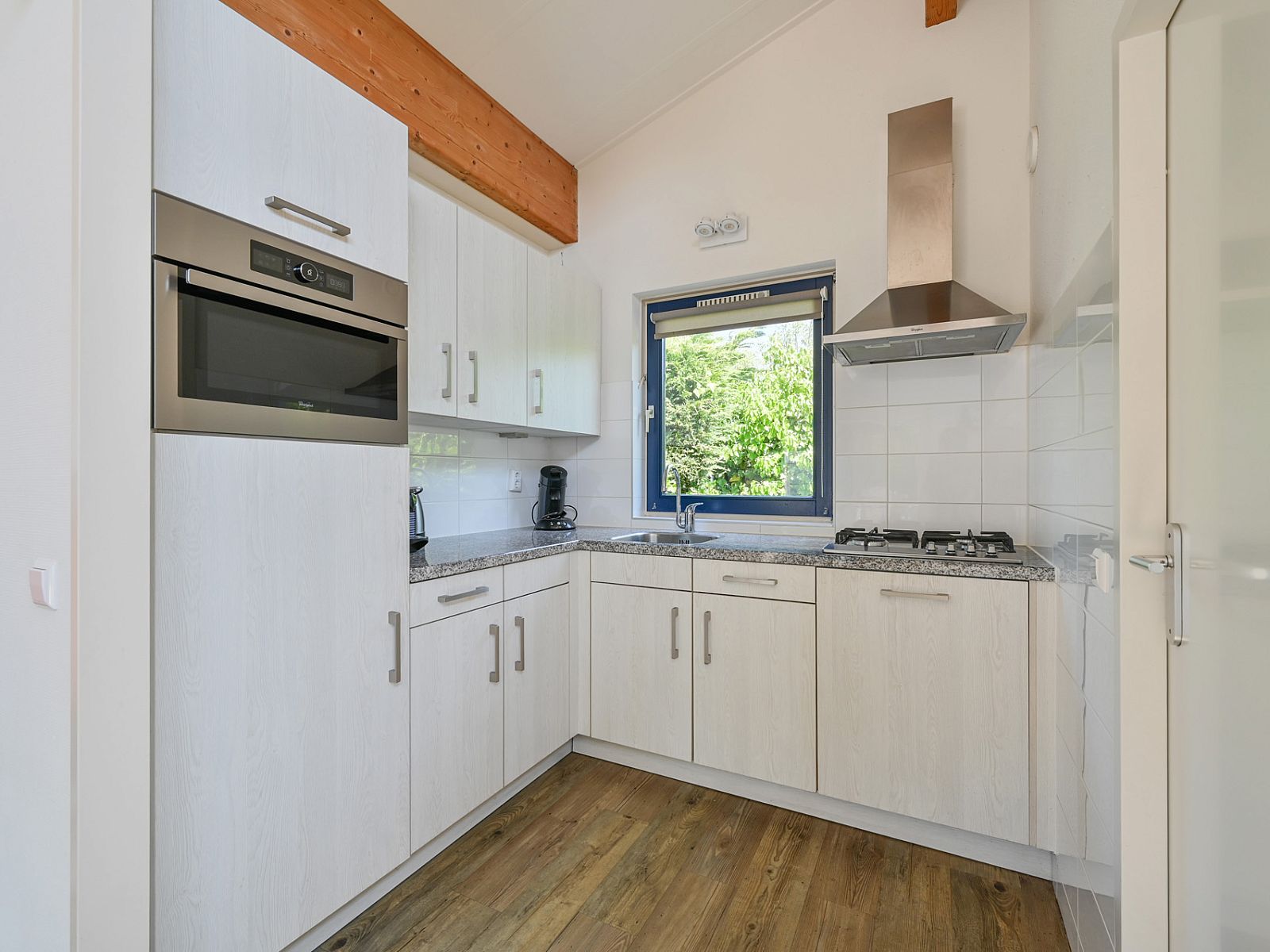 Guest house 4540112 - Holiday property Noordzeekust - Vrijstaande woning in Julianadorp aan Zee