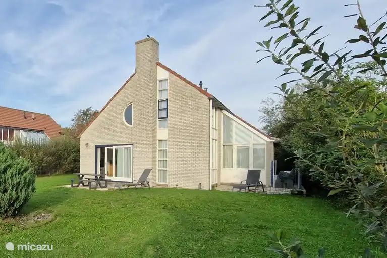 Unterkunft 4540113 - Ferienhaus Noordzeekust - Ooghduyne - Villa Tulp &amp; Duin