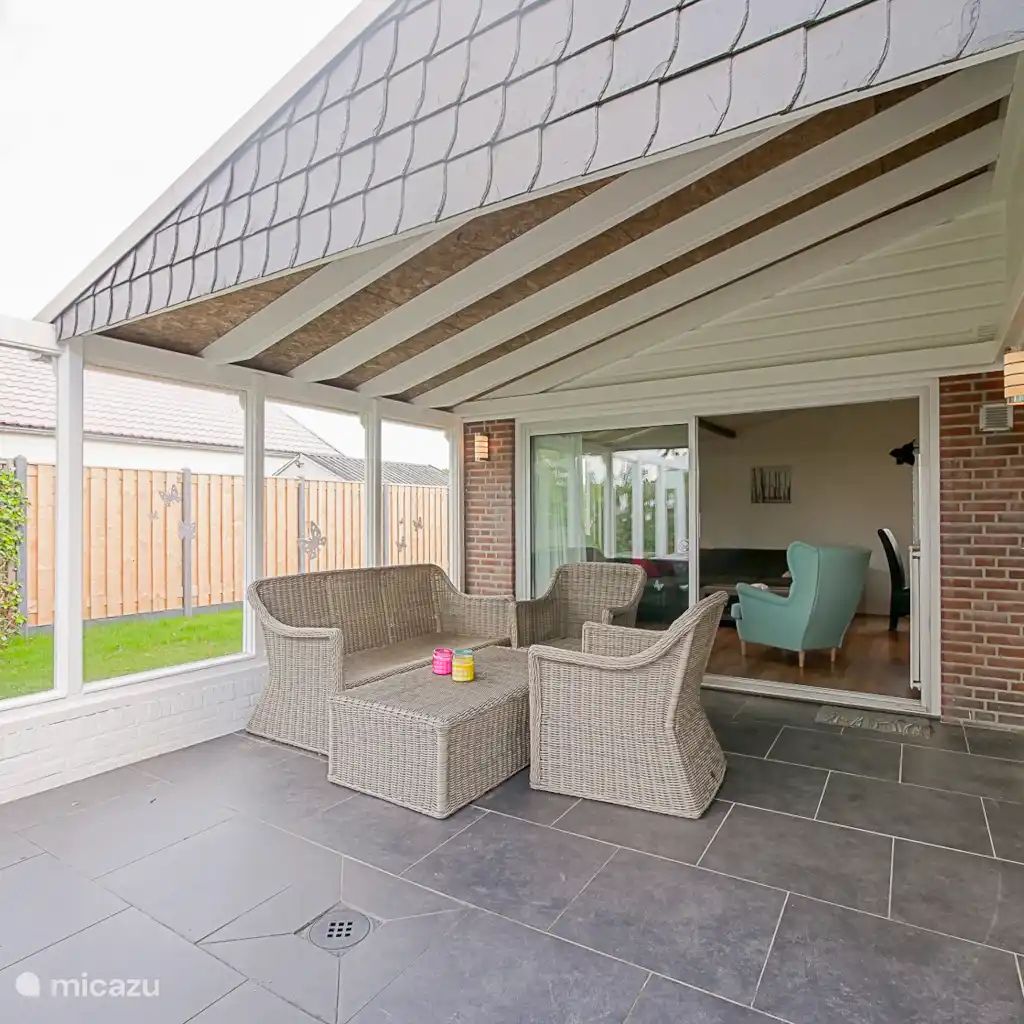Verblijf 4540178 - Vakantiewoning Noordzeekust - Huis Oostenwind met ruime tuin