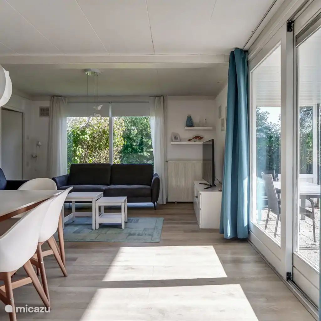 Guest house 4540227 - Holiday property Noordzeekust - Strandloper voor 6 personen