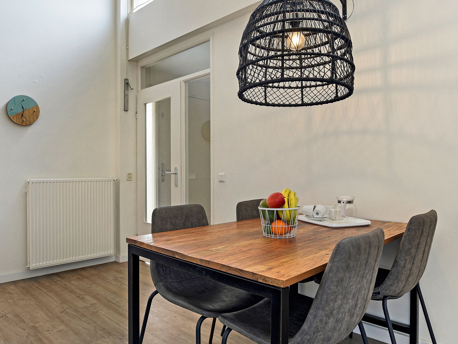 Dusche im Beach Resort Ooghduyne, 4-Personen-Hundevilla in Julianadorp aan Zee, Nordholland.