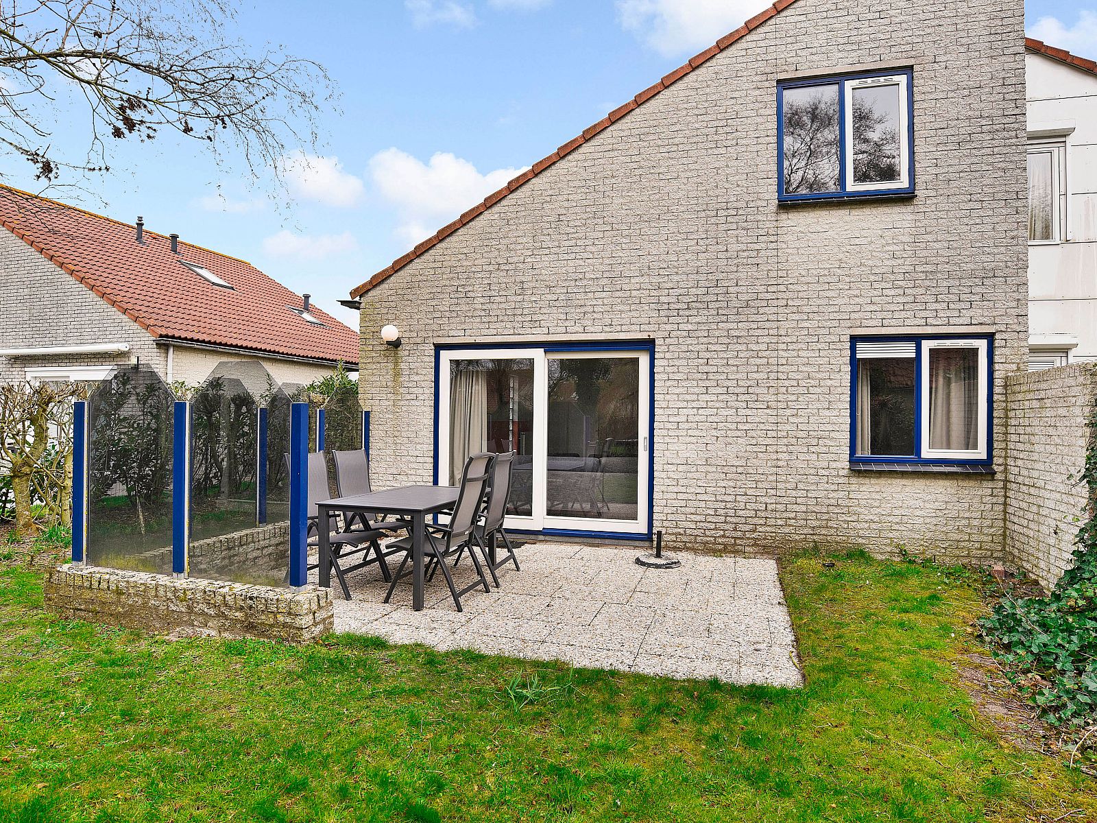 Unterkunft 454053 - Bungalow Noordzeekust - Beach Resort Ooghduyne | 6-persoons villa | 6C1