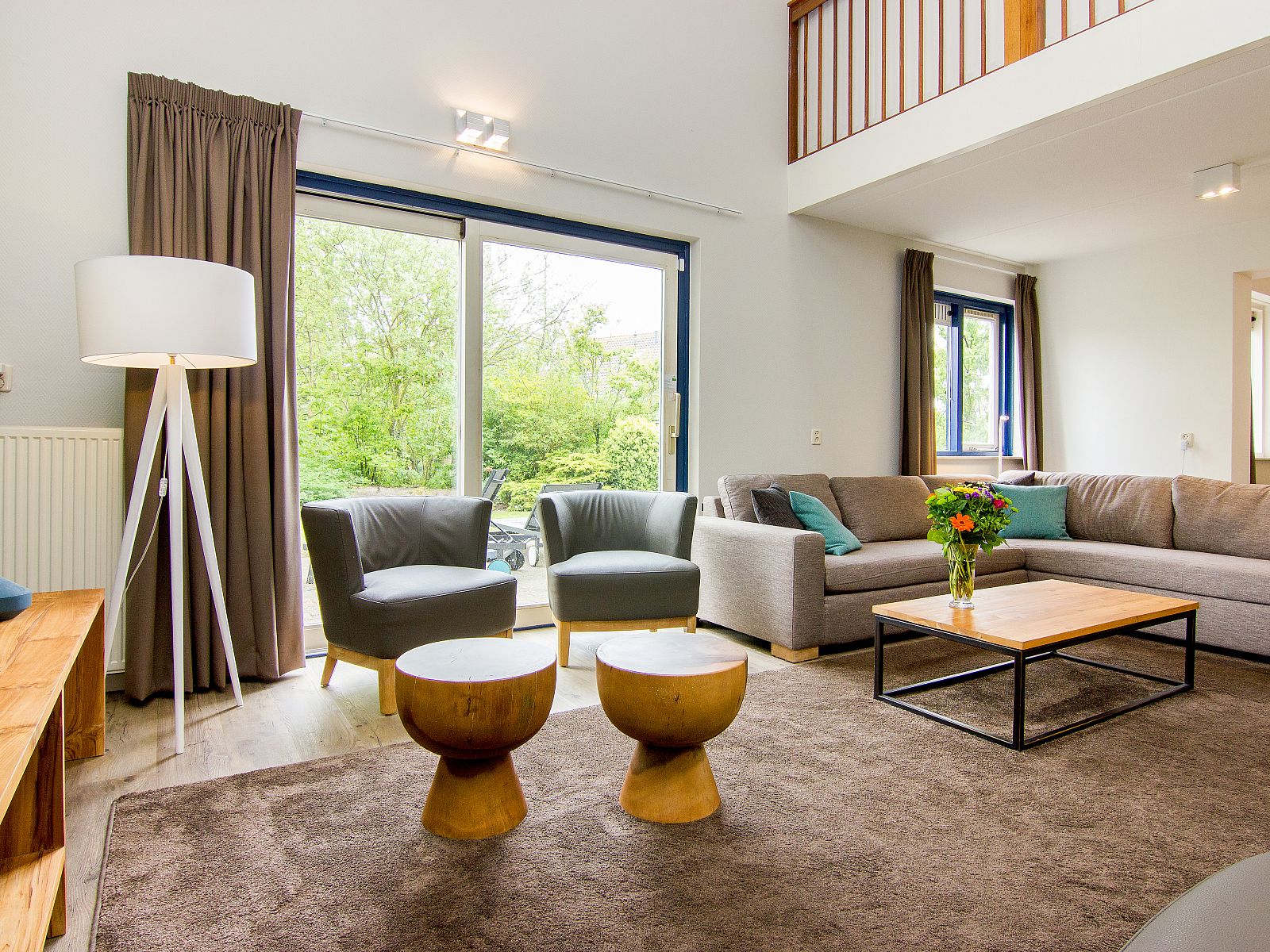 Guest house 454056 - Bungalow Noordzeekust - Beach Resort Ooghduyne | 10-persoons villa | 10FL