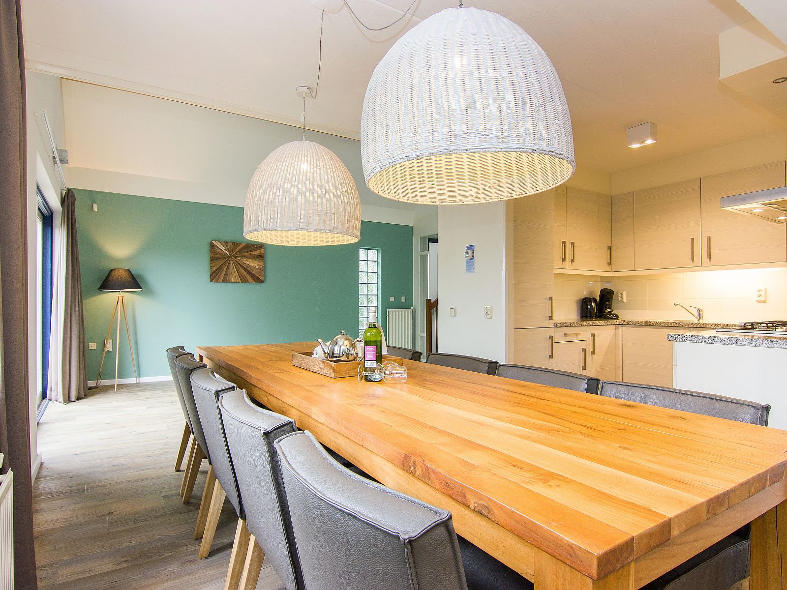 Guest house 454056 - Bungalow Noordzeekust - Beach Resort Ooghduyne | 10-persoons villa | 10FL