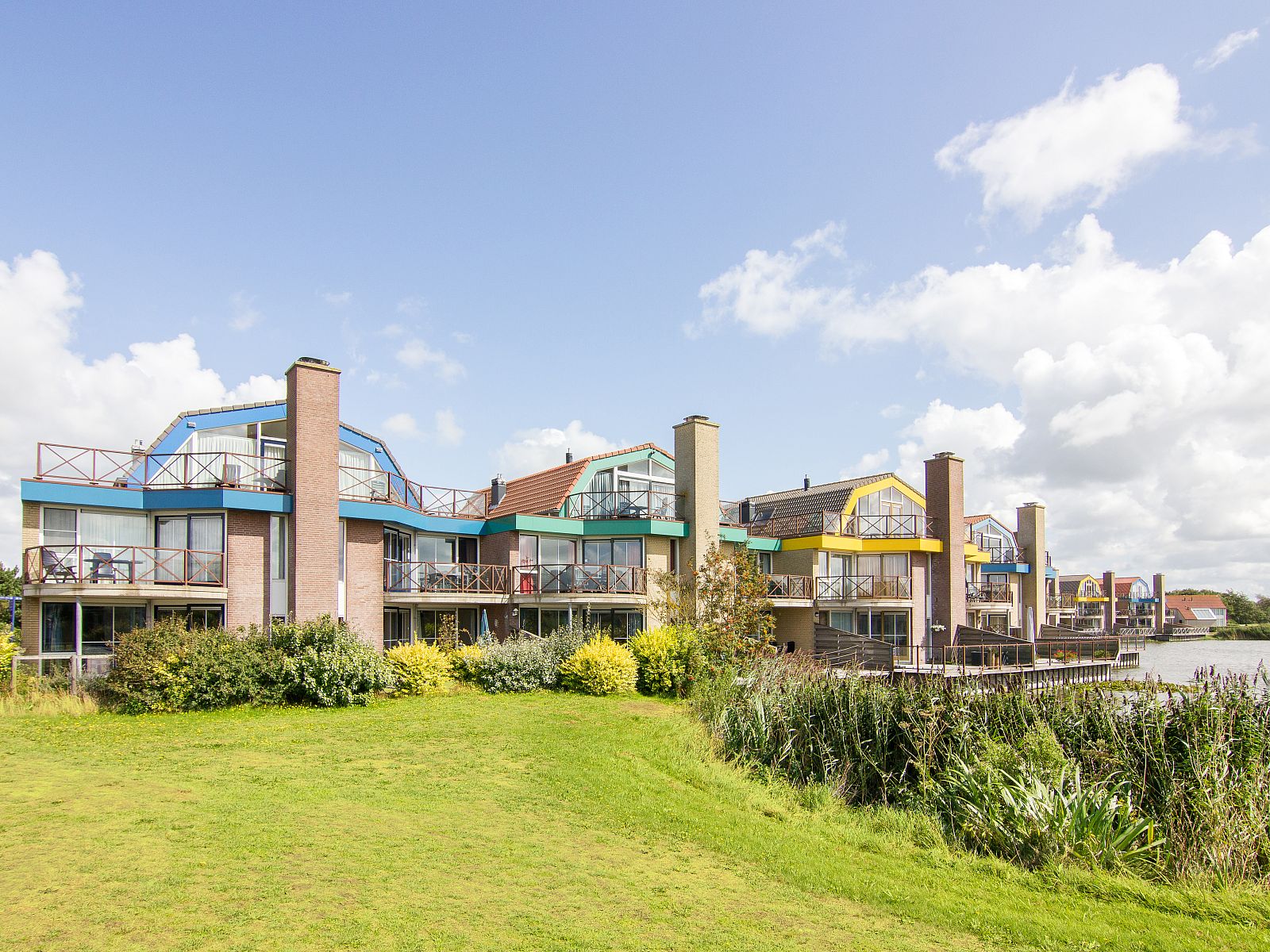 Verblijf 454075 - Bungalow Noordzeekust - Beach Resort Ooghduyne | 2-persoons appartement | 2AL