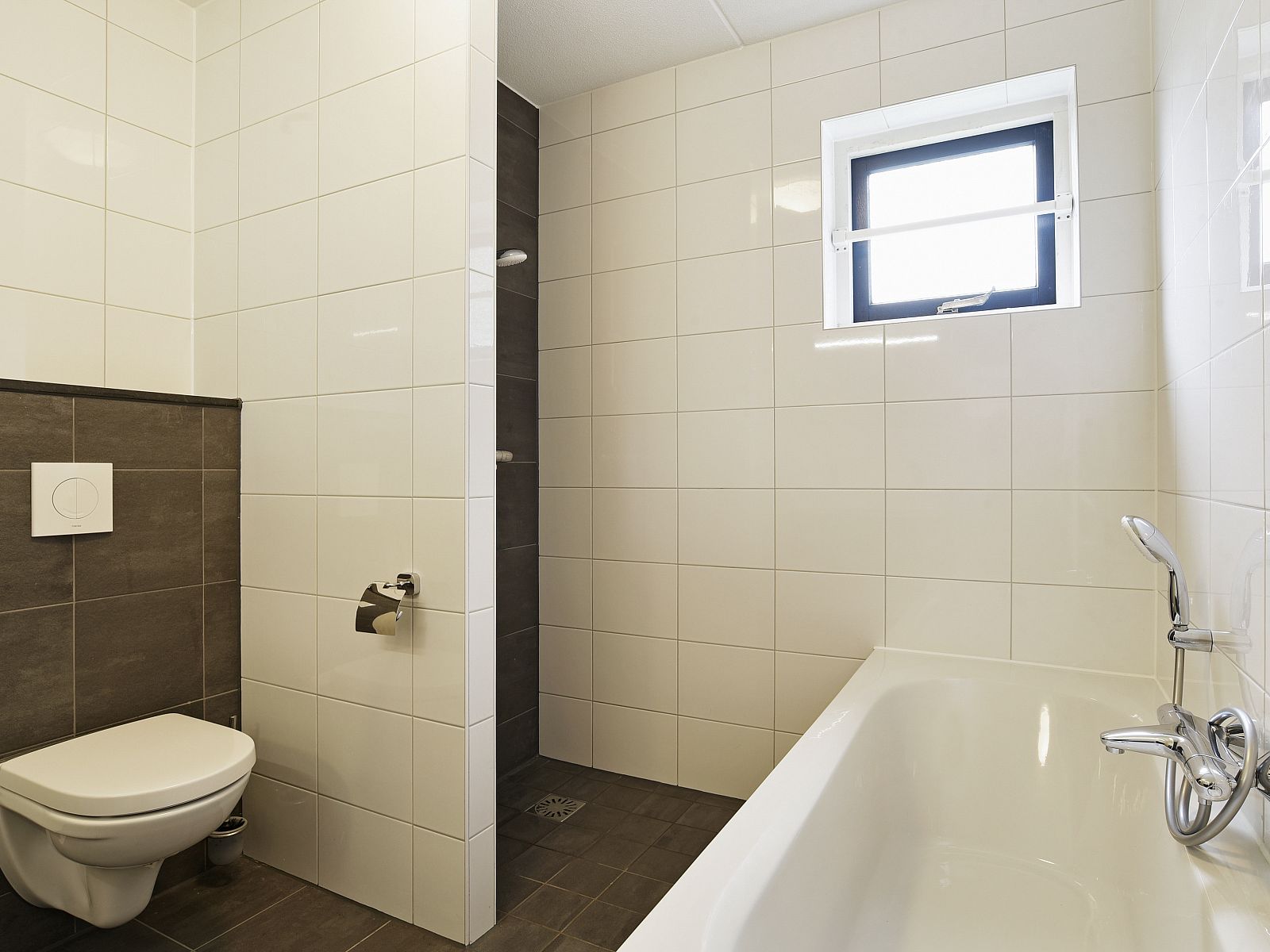 Verblijf 454077 - Bungalow Noordzeekust - Beach Resort Ooghduyne | 6-persoons villa | 6D2