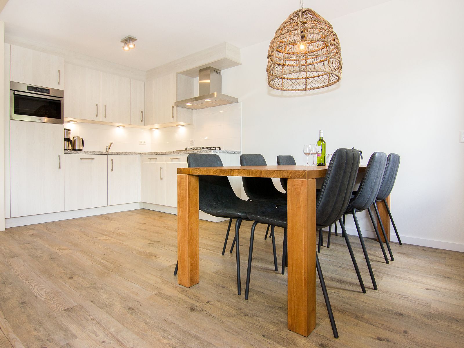 Guest house 454079 - Bungalow Noordzeekust - Beach Resort Ooghduyne | 6-persoons villa - Extra toegankeli