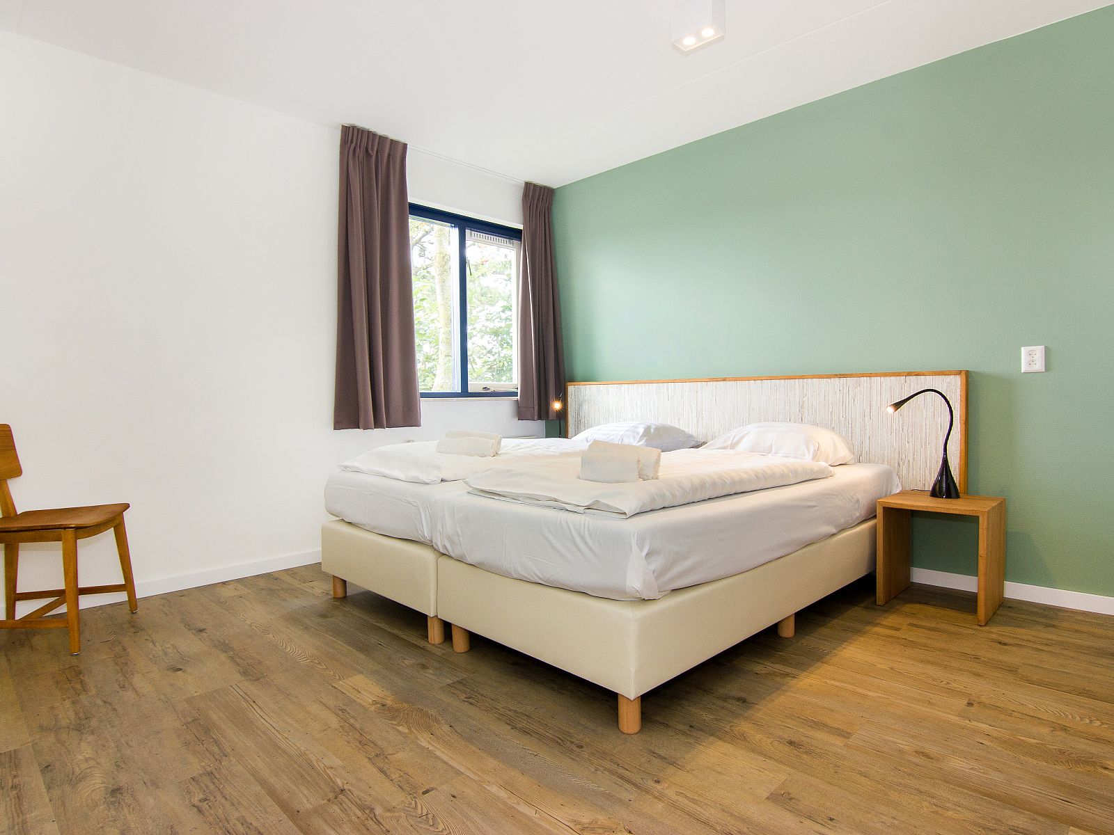 Guest house 454079 - Bungalow Noordzeekust - Beach Resort Ooghduyne | 6-persoons villa - Extra toegankeli