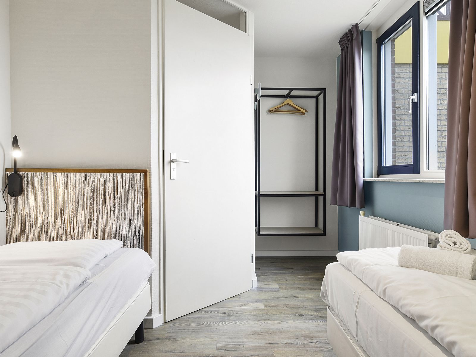 Verblijf 454081 - Bungalow Noordzeekust - Beach Resort Ooghduyne | 4-persoons appartement | 4CA