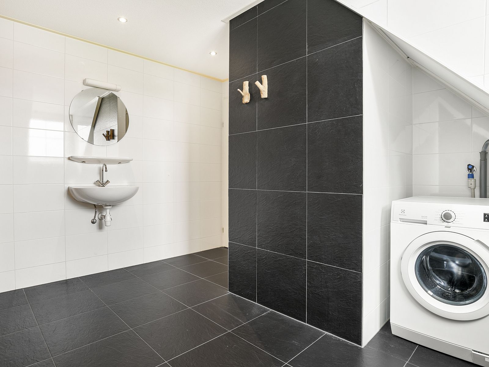 Guest house 454084 - Bungalow Noordzeekust - Beach Resort Ooghduyne | 10-persoons villa | 10L1