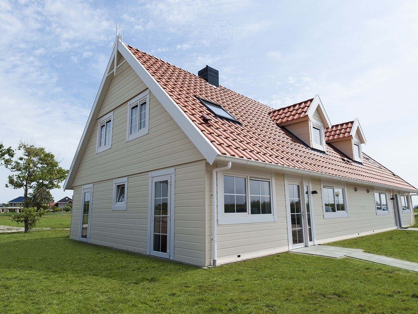 Guest house 454085 - Bungalow Noordzeekust - Beach Resort Ooghduyne | 12-persoons villa | 12C