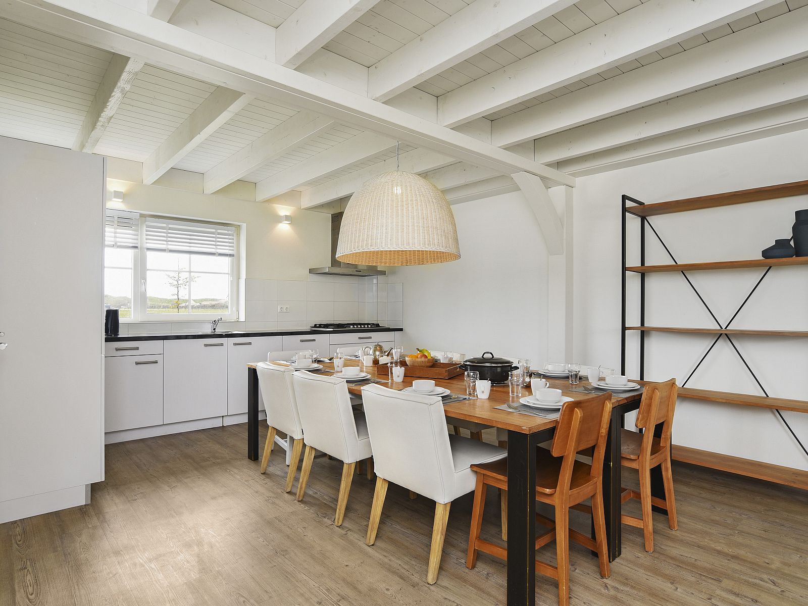 Guest house 454085 - Bungalow Noordzeekust - Beach Resort Ooghduyne | 12-persoons villa | 12C