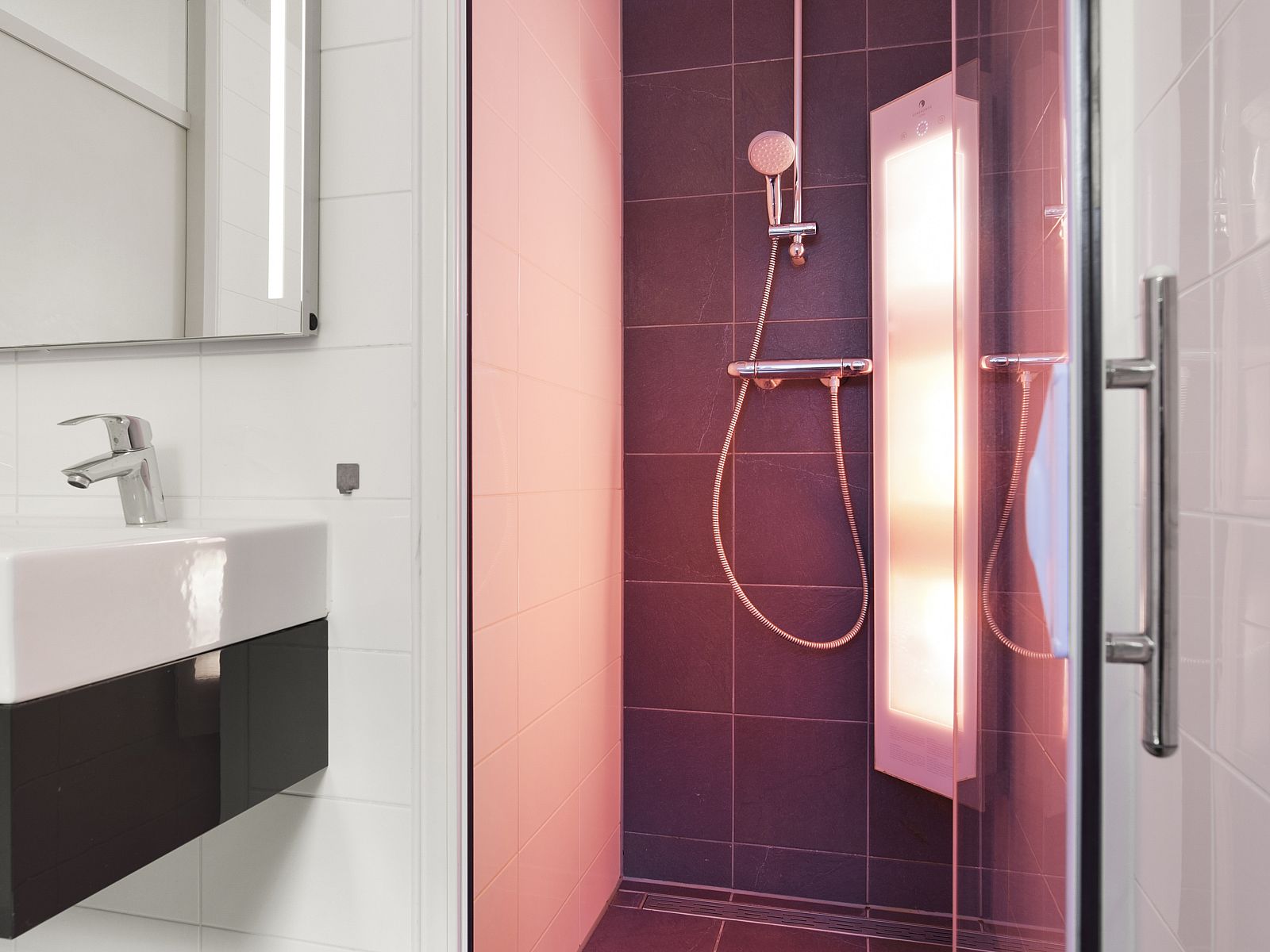 Verblijf 454086 - Bungalow Noordzeekust - Beach Resort Ooghduyne | 4-persoons villa | 4L1