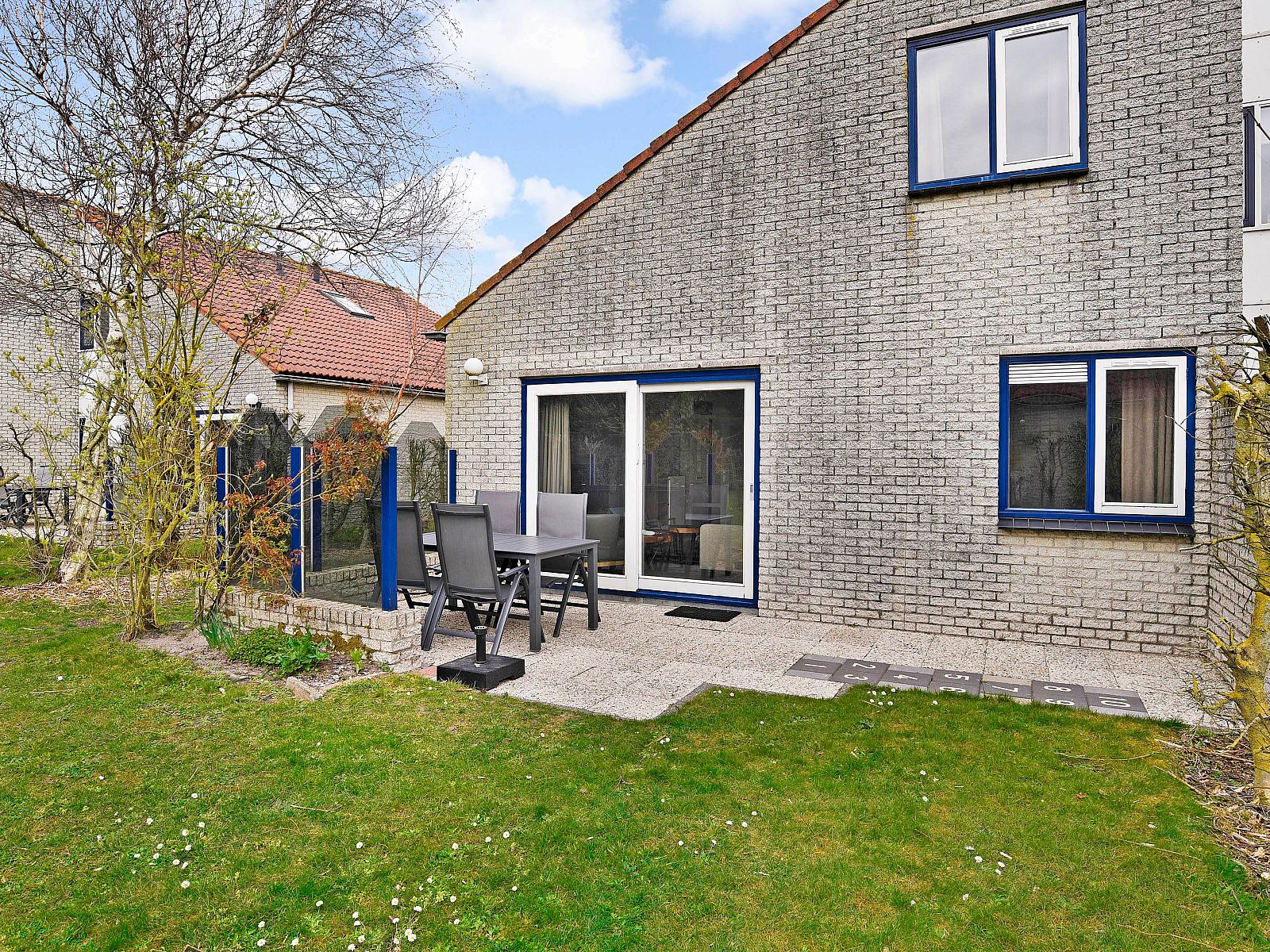 Unterkunft 454088 - Bungalow Noordzeekust - Beach Resort Ooghduyne | 6-persoons kindervilla | 6CK