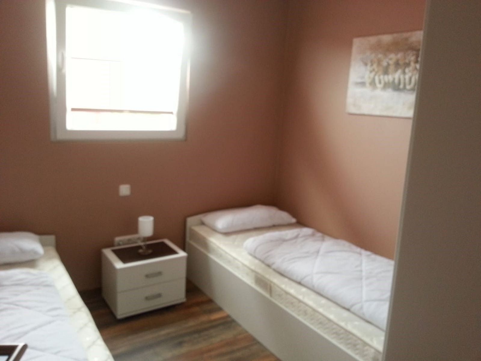 Guest house 460109 - Holiday property IJsselmeerkust - Vakantiehuis Auszeit direkt am Wasser