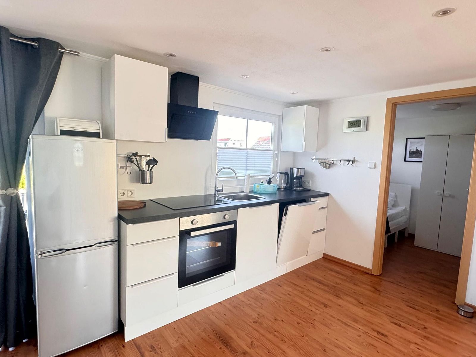 Unterkunft 460120 - Ferienhaus IJsselmeerkust - Vakantiehuis Ela mit Holzgrill, Garten und Terrasse