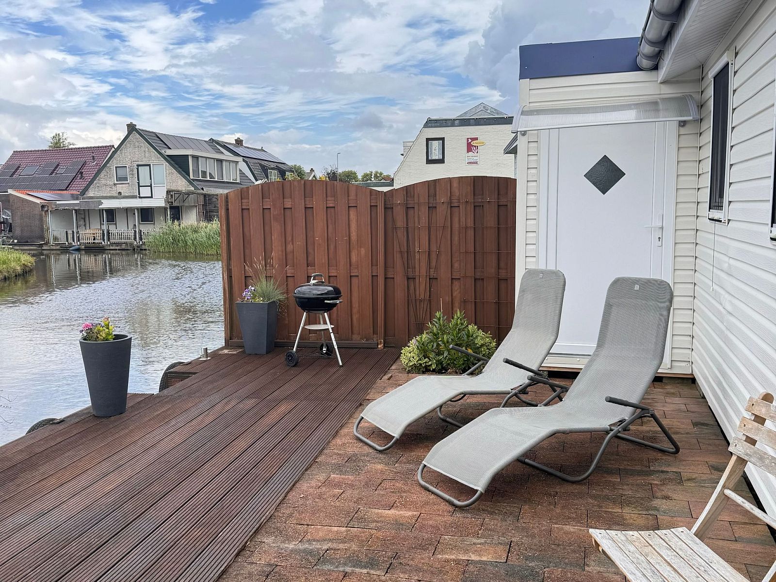 Unterkunft 460120 - Ferienhaus IJsselmeerkust - Vakantiehuis Ela mit Holzgrill, Garten und Terrasse