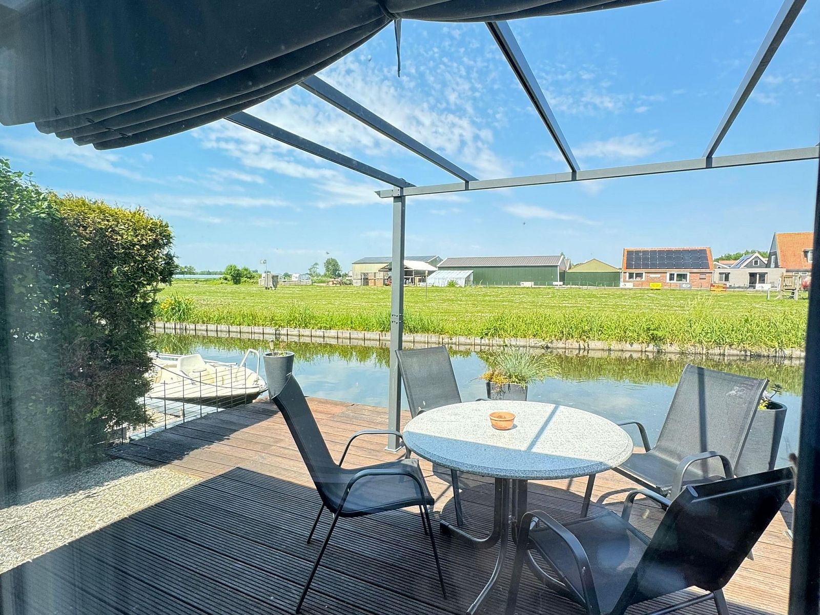 Unterkunft 460120 - Ferienhaus IJsselmeerkust - Vakantiehuis Ela mit Holzgrill, Garten und Terrasse
