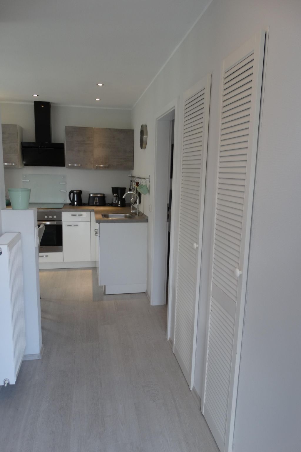 Verblijf 460124 - Vakantiewoning IJsselmeerkust - Vakantiehuis Schmuckes neuwertiges Ferienhaus  auf einer kle