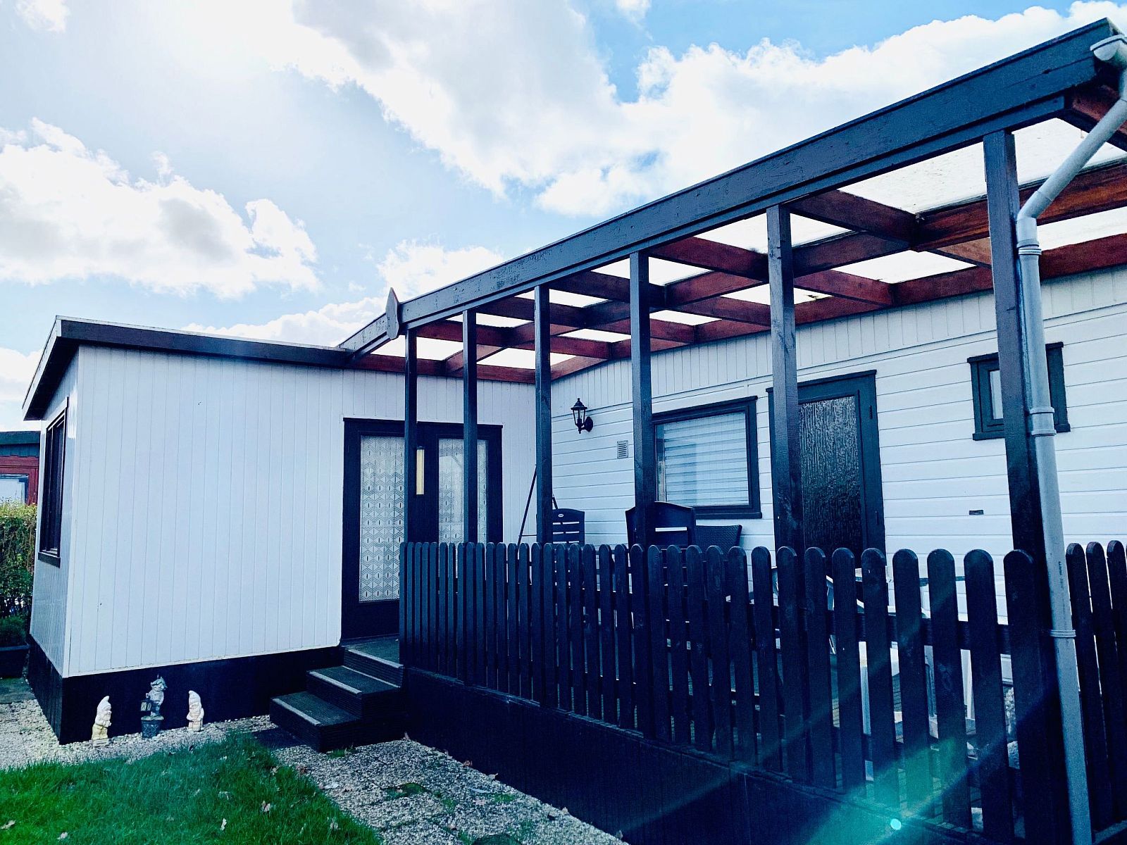 Guest house 460125 - Apartment IJsselmeerkust - Appartement Familienfreundliches Ferienhaus "Angel" mit Gart