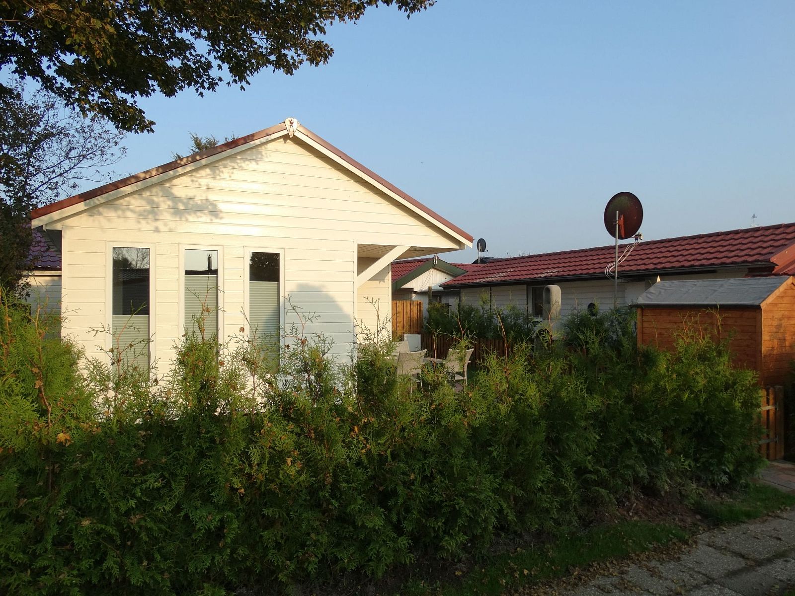 Unterkunft 460134 - Ferienhaus IJsselmeerkust - Vakantiehuis Schönes Ferienhaus in Wervershoof mit Garten, 