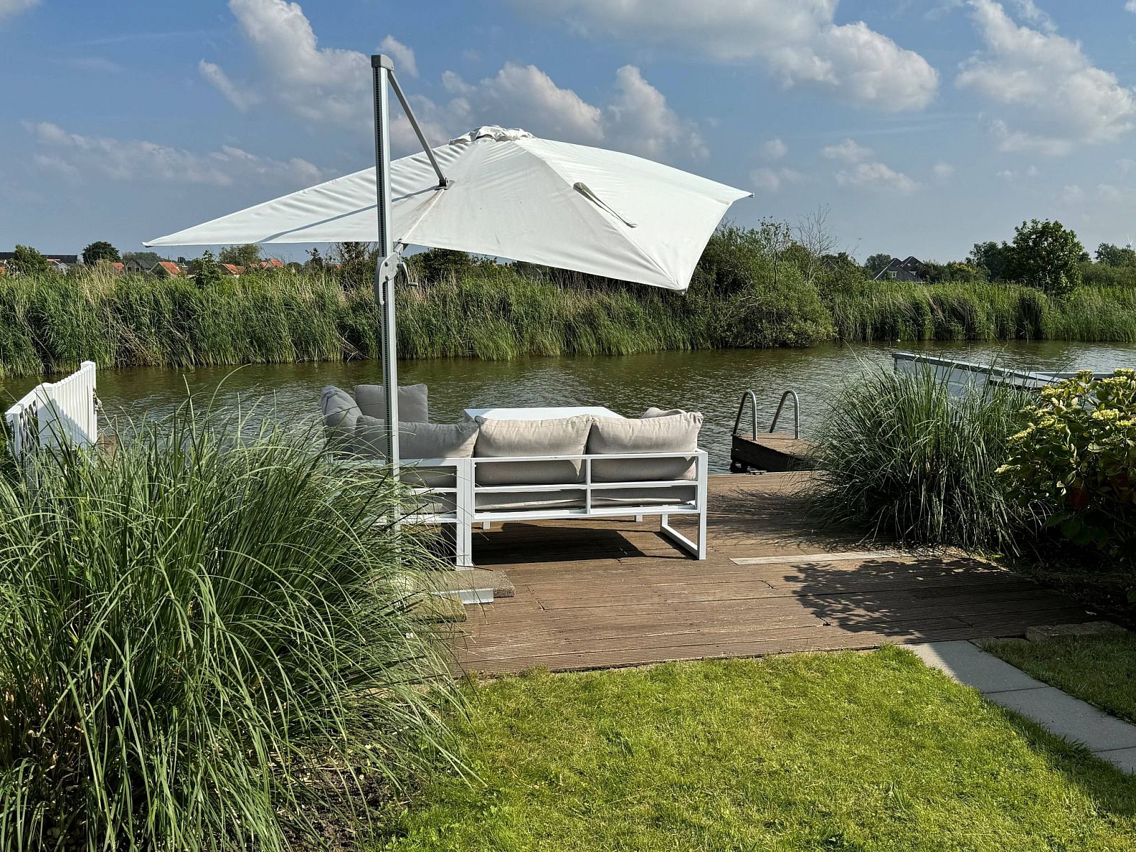 Verblijf 460139 - Vakantiewoning IJsselmeerkust - Vakantiehuis in Wervershoof mit Terrasse und Garten