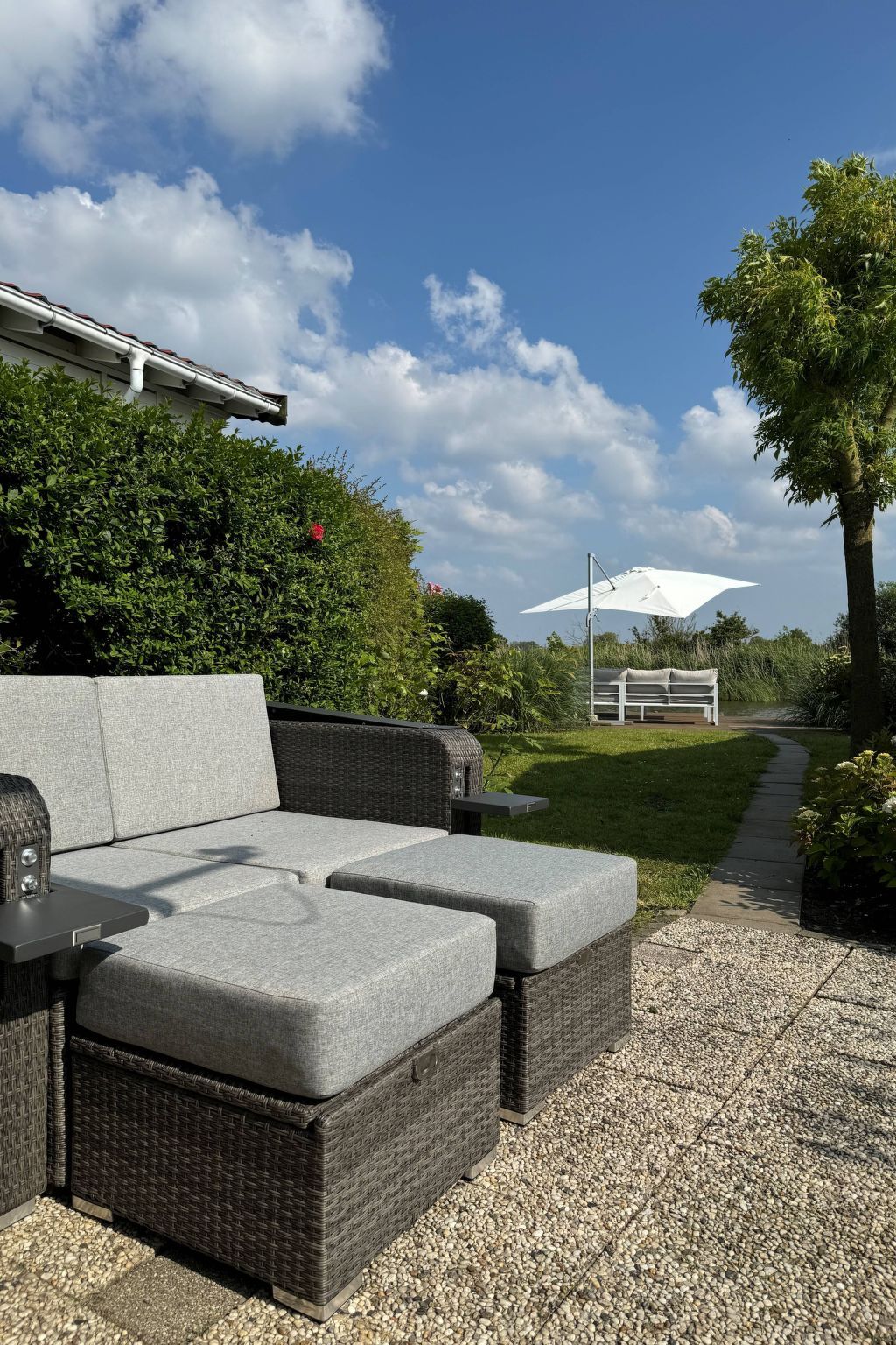 Verblijf 460139 - Vakantiewoning IJsselmeerkust - Vakantiehuis in Wervershoof mit Terrasse und Garten