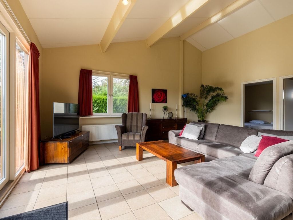Guest house 460145 - Chalet IJsselmeerkust - 17674