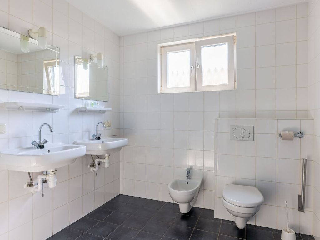 Guest house 460145 - Chalet IJsselmeerkust - 17674