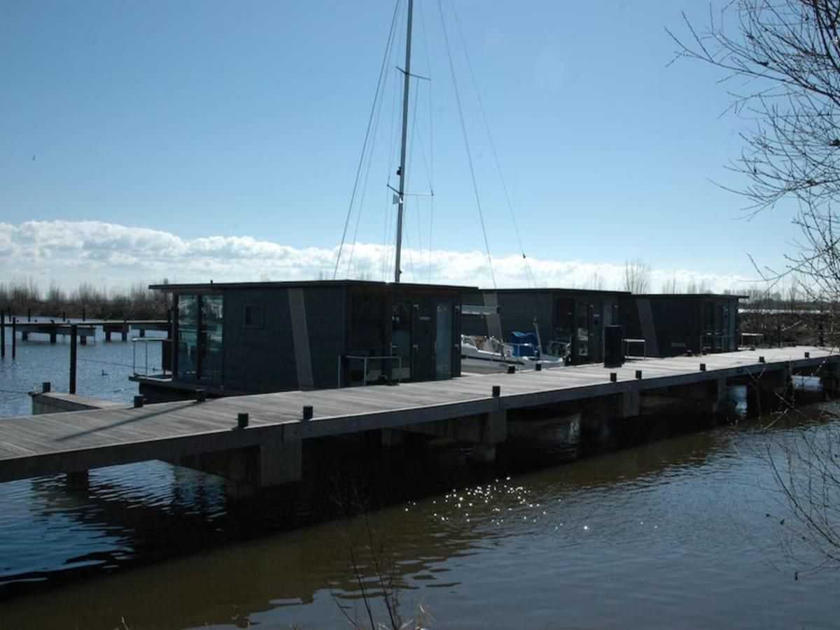 Verblijf 460339 - Vakantiewoning IJsselmeerkust - Boot zonder naam