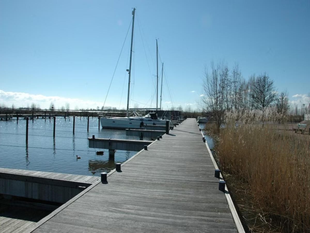 Verblijf 460339 - Vakantiewoning IJsselmeerkust - Boot zonder naam