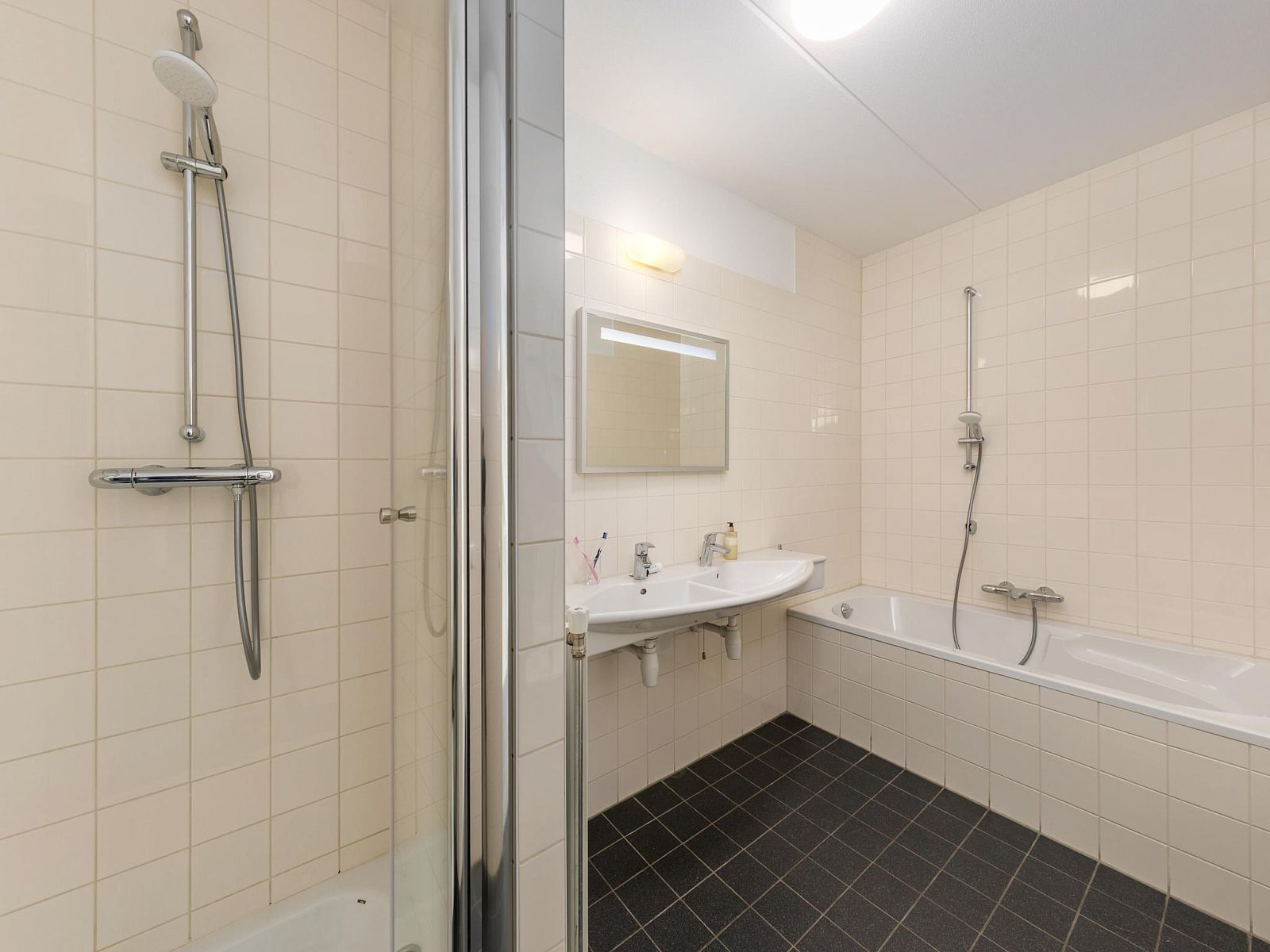 Unterkunft 460346 - Ferienhaus IJsselmeerkust - Marinapark Volendam 13