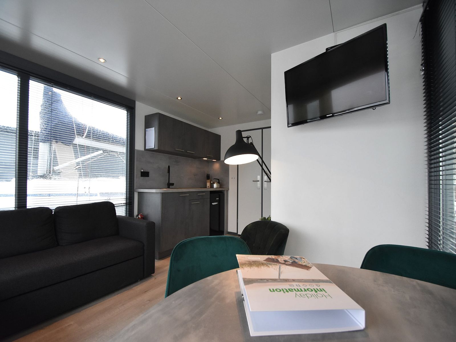 Guest house 460348 - Boat IJsselmeerkust - Boot Zonder Naam