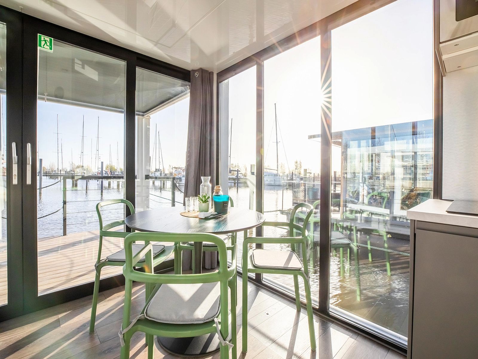 Guest house 460351 - Boat IJsselmeerkust - Marina Sunrise