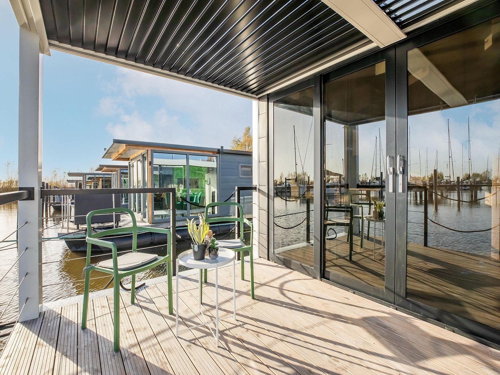 Guest house 460351 - Boat IJsselmeerkust - Marina Sunrise