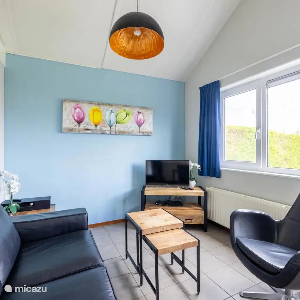 Guest house 460420 - Bungalow IJsselmeerkust - Zwanenbloem 3p. - Essenlaan 040