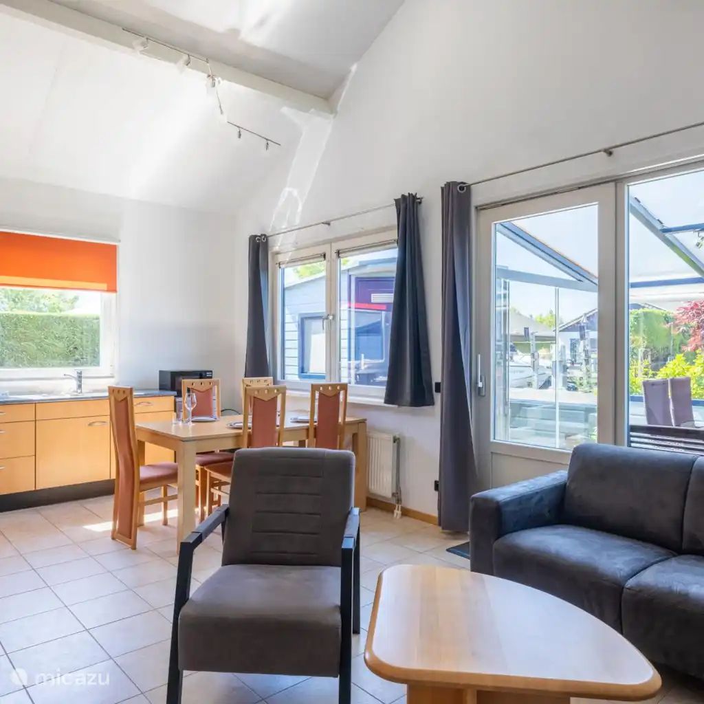 Unterkunft 460450 - Chalet IJsselmeerkust - Wilgenroos 4p. - Meeuwenlaan 169