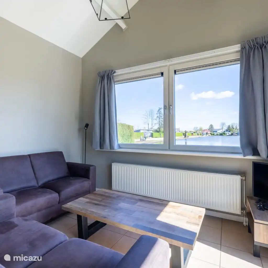 Guest house 460454 - Chalet IJsselmeerkust - Vlotvaren 3p. - Violenlaan 150
