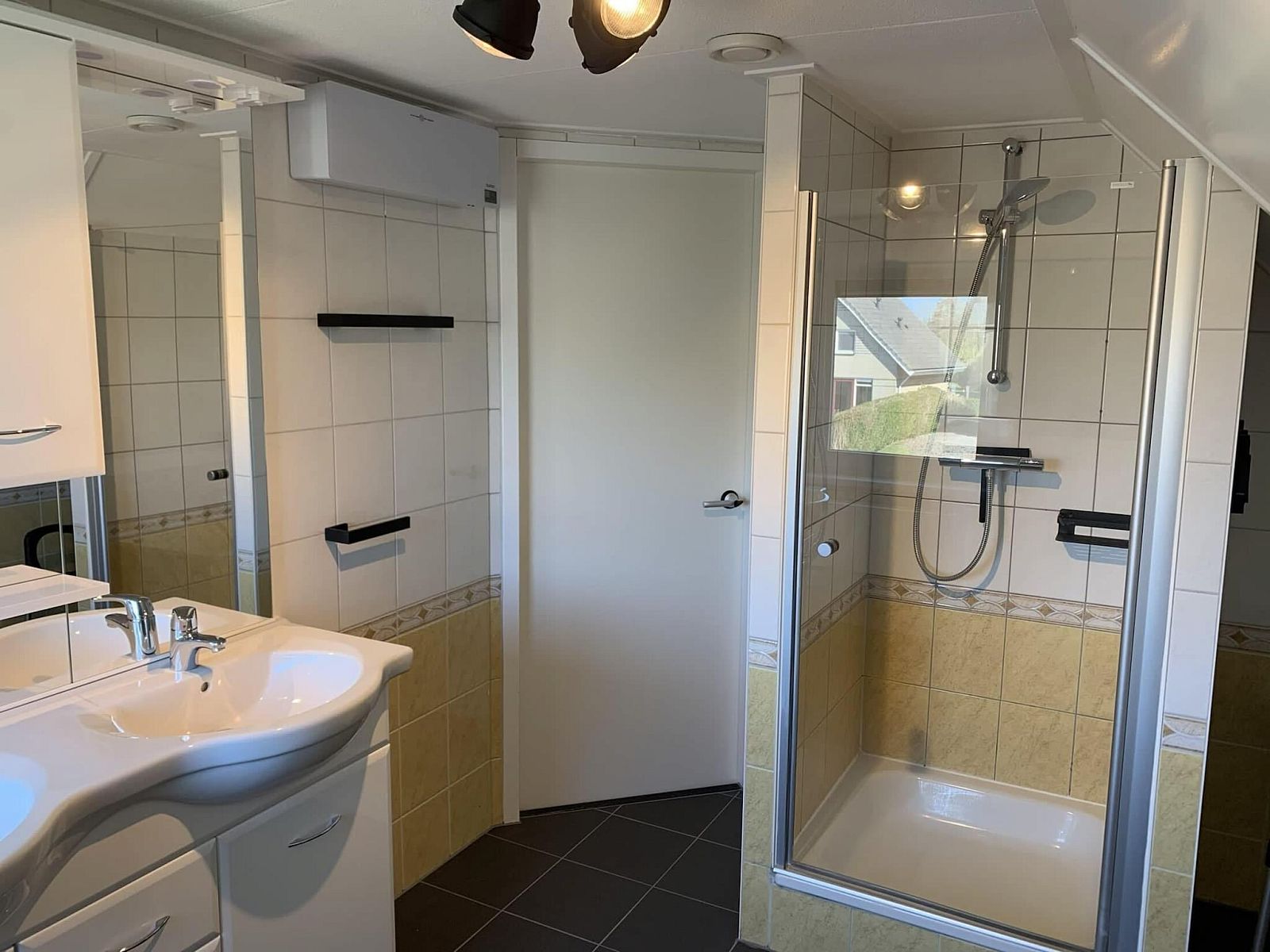 Verblijf 460492 - Vakantiewoning IJsselmeerkust - Dijkhuis Sauna 6